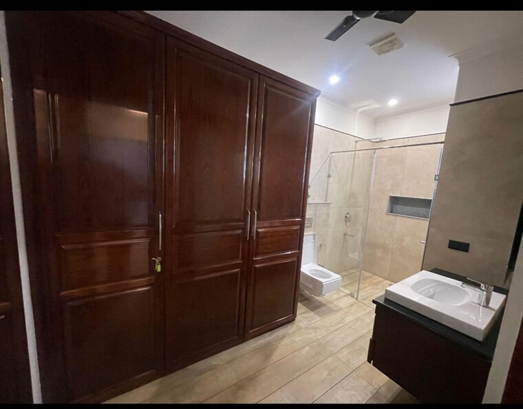Bathroom, sector 21 3 Bedroom 500 Sq.Ft. Builder Floor In Sector 21 Chandigarh 10394588