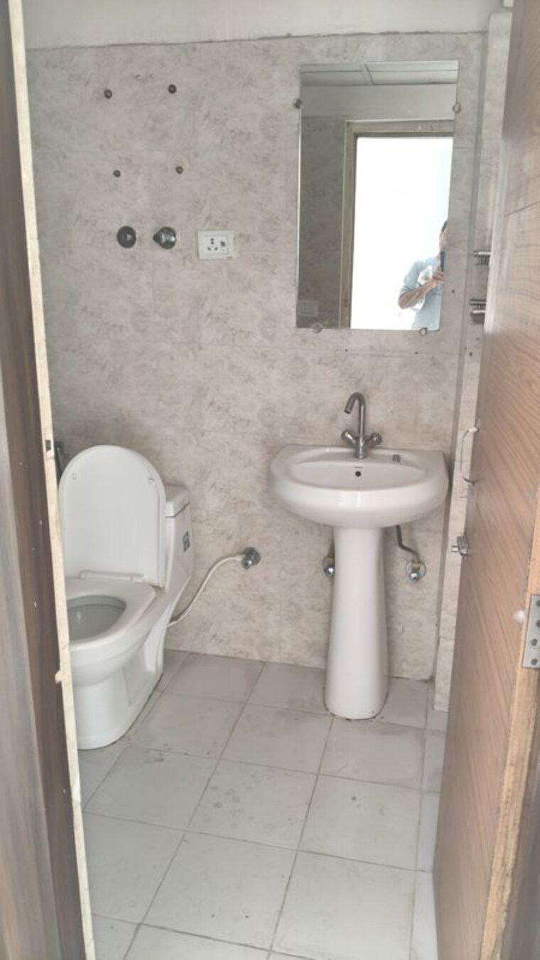 Bathroom, jkg-palm-resort 2 Bedroom 1005 Sq.Ft. Apartment In Raj Nagar Extension Ghaziabad 10394634