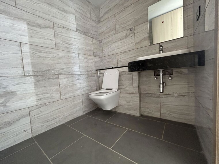 Bathroom, rustomjee-crown 4 Bedroom 2130 Sq.Ft. Apartment In Prabhadevi Mumbai 10394644