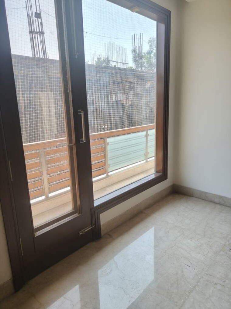 Room, greater kailash ii 6 Bedroom 4500 Sq.Ft. Builder Floor In Greater Kailash ii Delhi 10394647