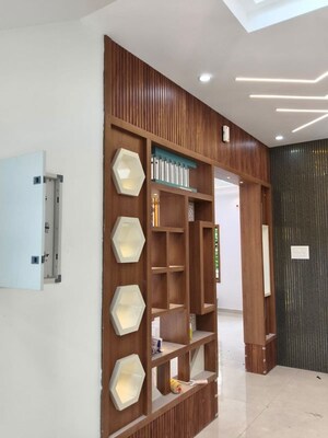 Furnished Amenities in 5 BHK Independent House at Mannuthy – for Sale