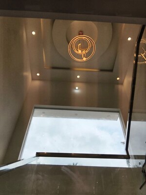 Furnished Amenities in 5 BHK Independent House at Mannuthy – for Sale