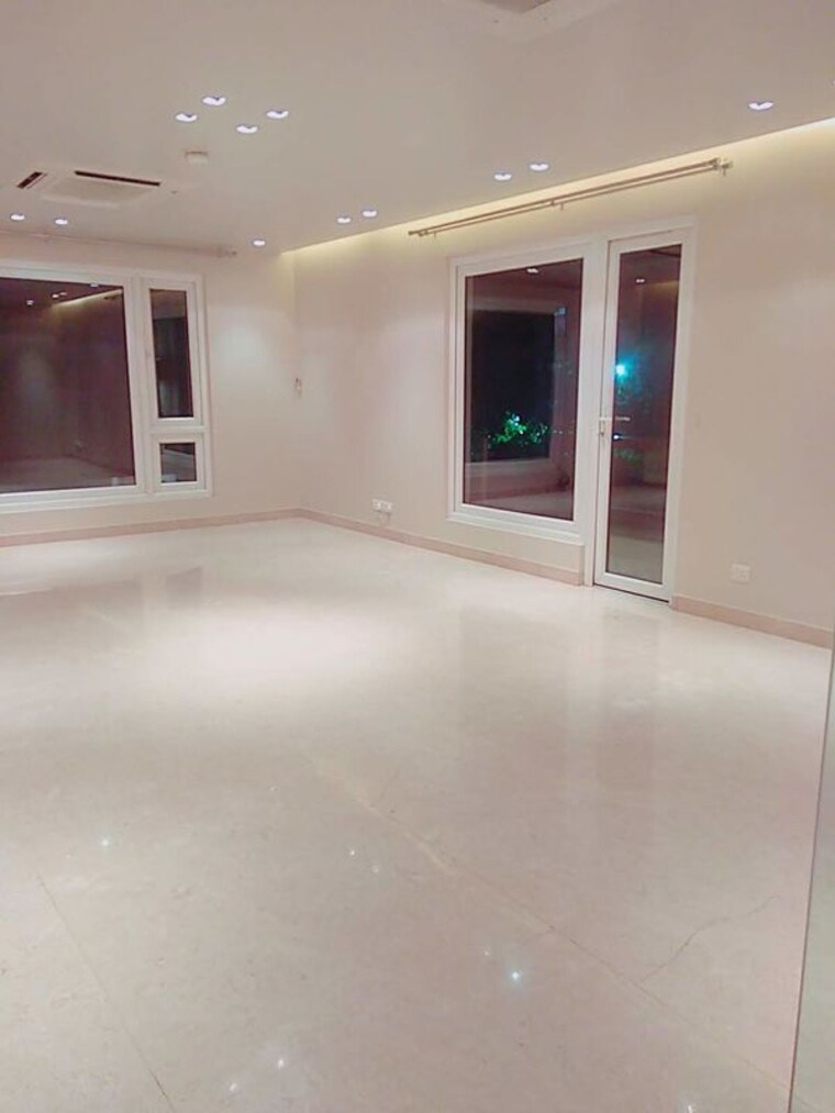 Room, hauz khas 4 Bedroom 3500 Sq.Ft. Builder Floor In Hauz Khas Delhi 10394665