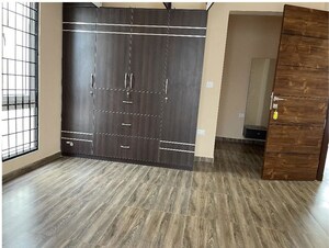 Room in 3 BHK Villa at High Grounds – for Rent