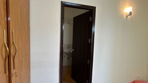 Furnished Amenities in 3 BHK Apartment at Jaypee Kensington Park Apartments, Sector 133 – for Rent