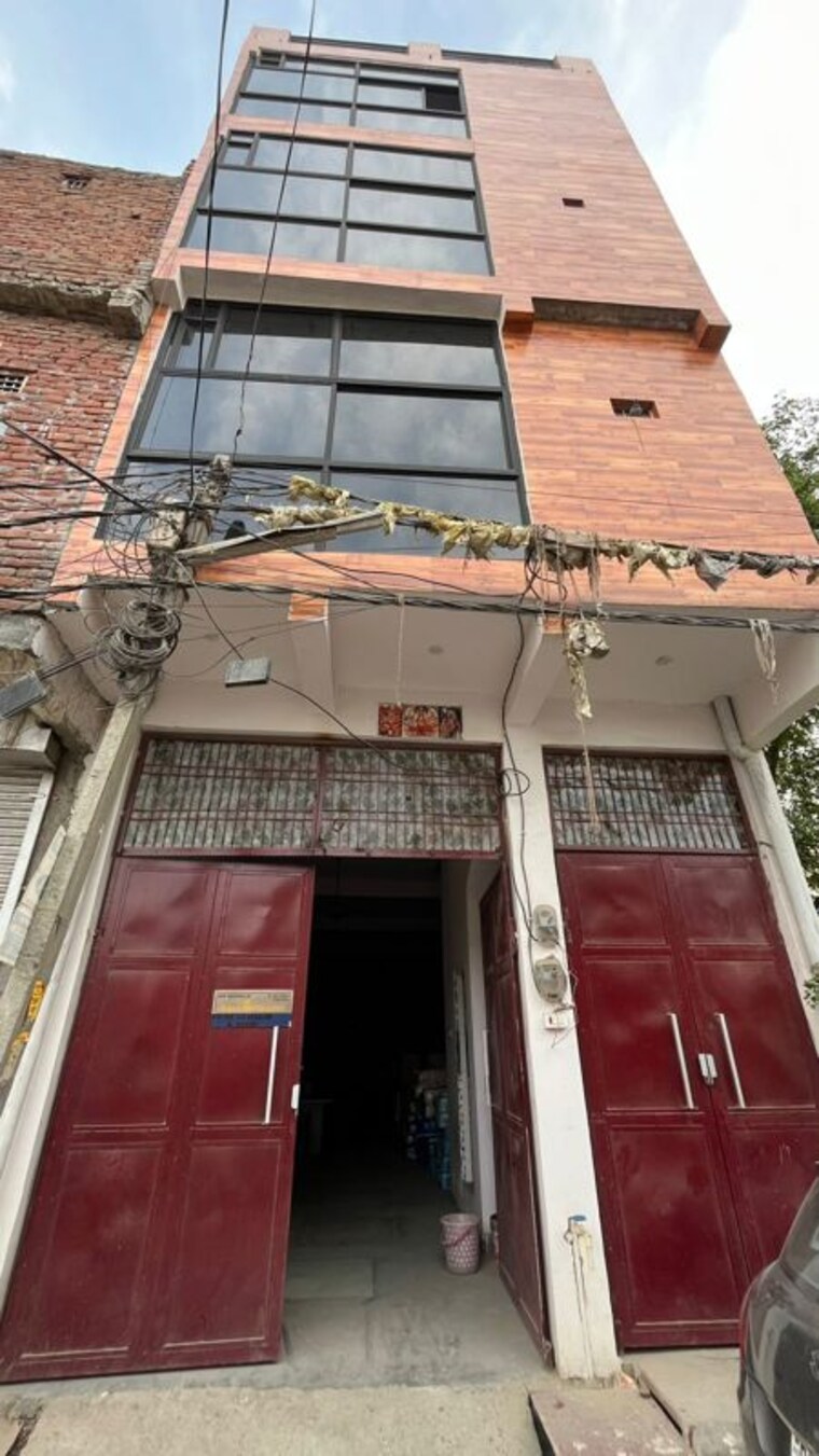 Exterior View, gb nagar Commercial Office Space 1200 Sq.Ft. In Gb Nagar Ghaziabad 10394723