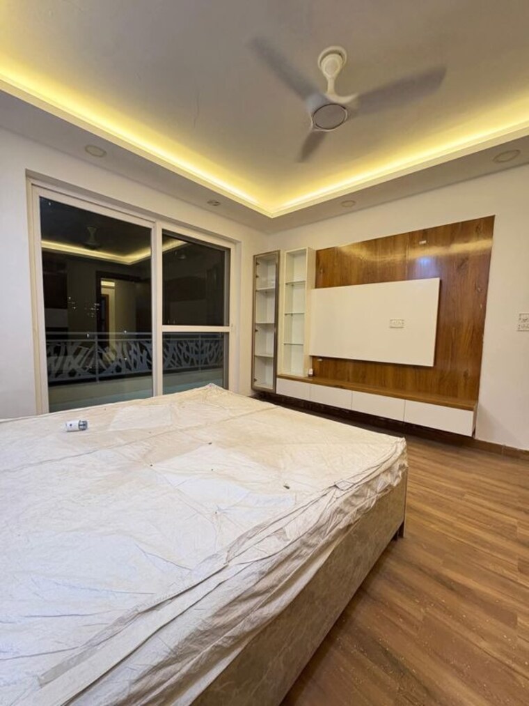 Bedroom, freedom fighters enclave 3 Bedroom 15000 Sq.Ft. Builder Floor In Freedom Fighters Enclave Delhi 10394747
