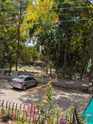 Parking in 1 BHK Builder Floor at Ansal Plaza Sector-23, Sector 23 – for Rent