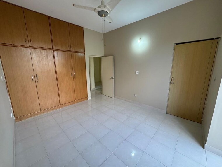 Room, singanhalli-enclave 4 Bedroom 1200 Sq.Ft. Independent House In Bommanahalli Bangalore 10379405