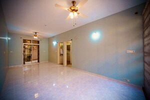 Room in 4 BHK Independent House at Singanhalli Enclave, Bommanahalli – for Sale