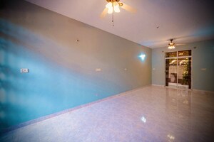 Room in 4 BHK Independent House at Singanhalli Enclave, Bommanahalli – for Sale