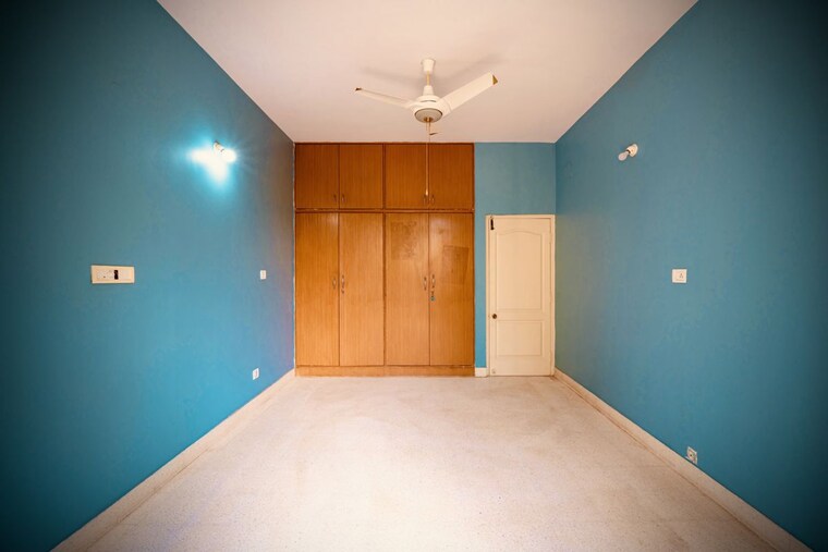 Room, singanhalli-enclave 4 Bedroom 1200 Sq.Ft. Independent House In Bommanahalli Bangalore 10379405