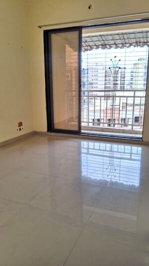 Room in 2 BHK Apartment at Bilad Bloom Field, Ulwe Sector 18 – for Rent