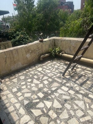 Balcony in 2 BHK Builder Floor at Vikas Puri – for Rent