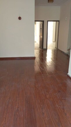 2 BHK Builder Floor For Rent in Sector 12