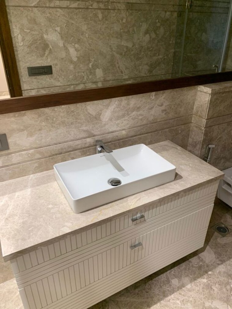 Bathroom, vasant vihar 4 Bedroom 2500 Sq.Ft. Builder Floor In Vasant Vihar Delhi 10394882