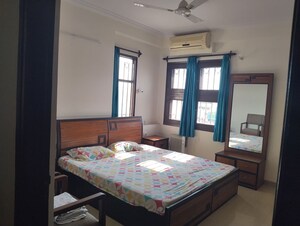 Bedroom in 3 BHK Builder Floor at Akshat Nilay, Civil Lines – for Rent