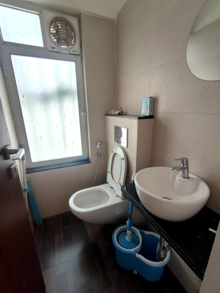 Bathroom, omkar-signet 1 Bedroom 350 Sq.Ft. Apartment In Malad East Mumbai 10394850