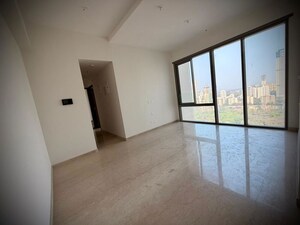 Room in 5 BHK Apartment at Piramal Mahalaxmi Central Tower, Mahalaxmi – for Sale
