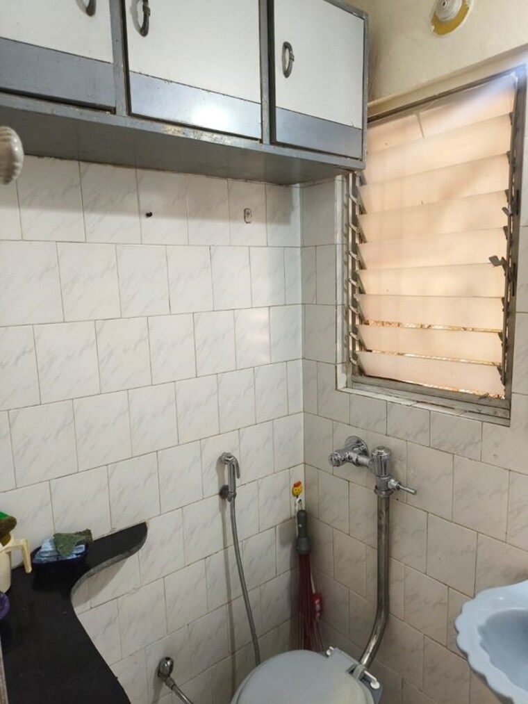 Bathroom, gera-343-crest 1.5 Bedroom 900 Sq.Ft. Apartment In Kharadi Pune 10394900