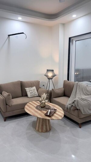 Living Room in 1 BHK Builder Floor at Sector 55 – for Rent