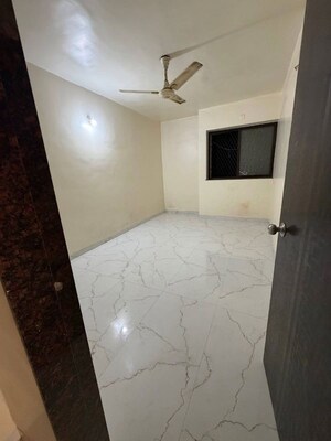 Room in 2 BHK Apartment at Agrawal Garden, Hadapsar – for Rent