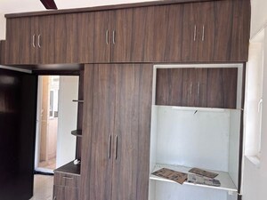 Furnished Amenities in 2 BHK Apartment at M3M Urbana, Sector 67 – for Sale