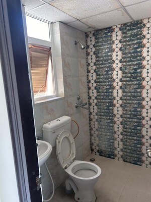 Bathroom in 2 BHK Apartment at M3M Urbana, Sector 67 – for Sale