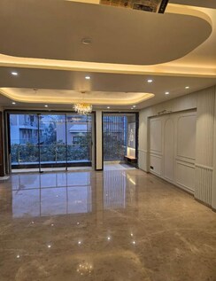 3 BHK + Pooja Room,Servant Room Builder Floor For Sale in Hauz Khas Market