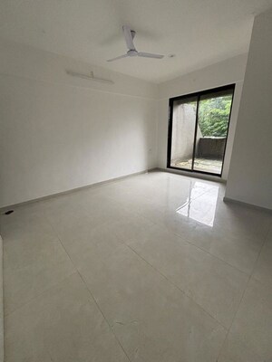 Room in 1 BHK Apartment at Mega Pearl, Titwala – for Sale