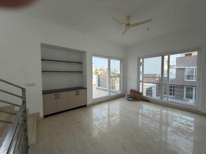 Room in 3 BHK Villa at Sterling Villa Grande, Whitefield – for Rent