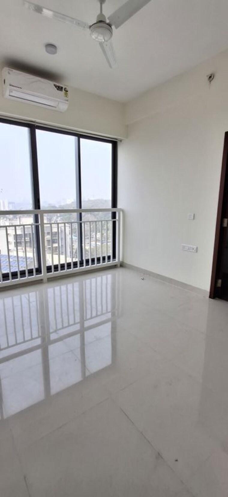 Balcony, dynamix-divum 2 Bedroom 905 Sq.Ft. Apartment In Malad East Mumbai 10395026