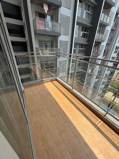 3 BHK + Pooja Room Apartment For Rent in Amanora Adreno Towers