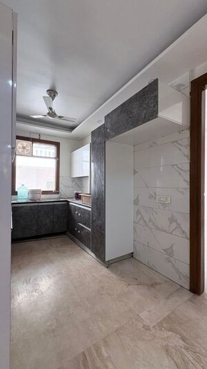 Kitchen in 3 BHK Builder Floor at Ansal Plaza Sector-23, Sector 23 – for Rent