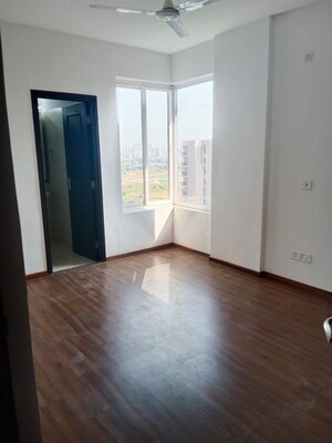 Room in 3 BHK Apartment at 3C Orris Greenopolis, Sector 89 – for Sale