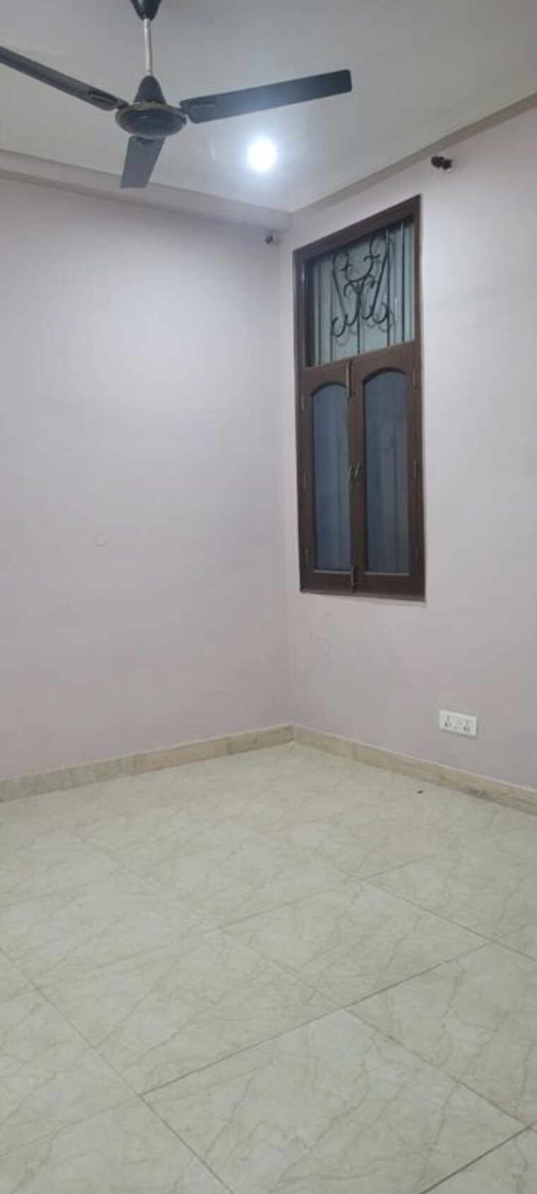 Room, sector 50 4 Bedroom 3000 Sq.Ft. Builder Floor In Sector 50 Noida 10395140
