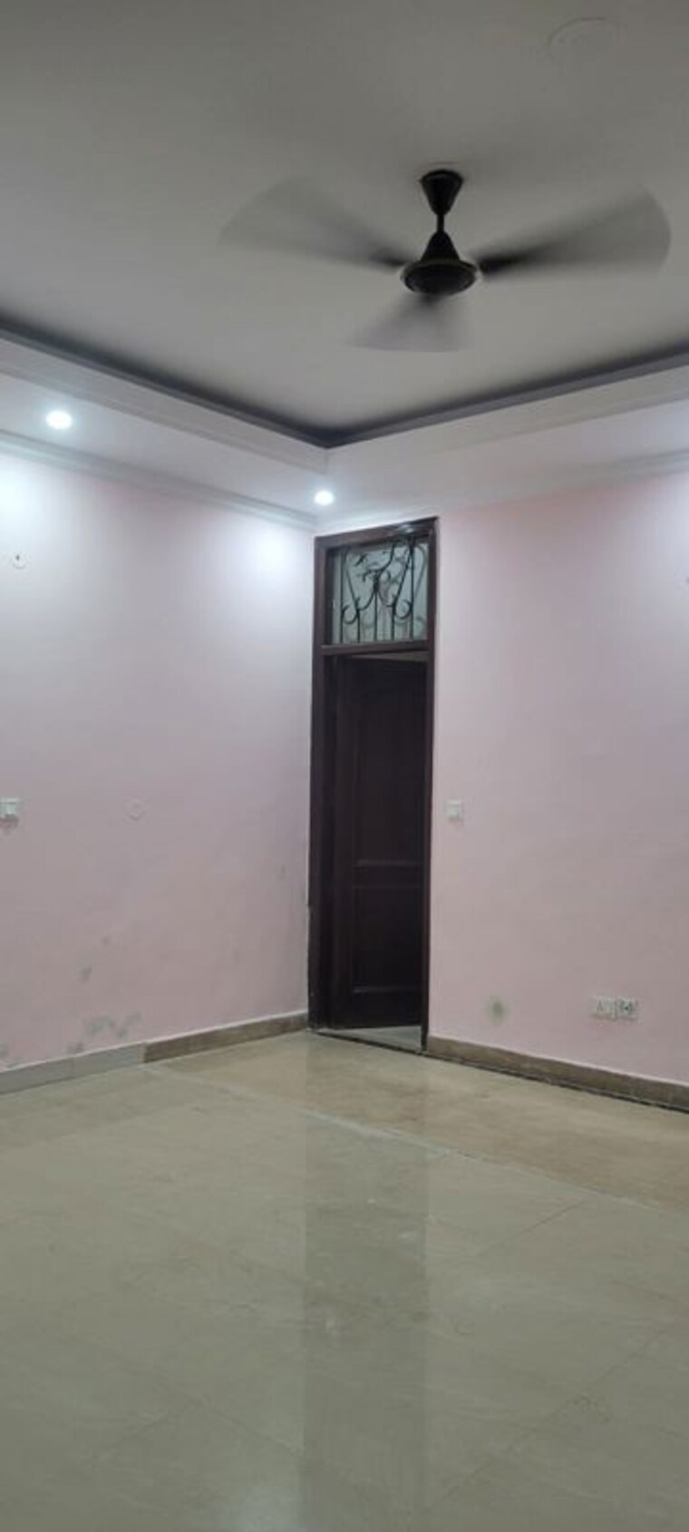 Room, sector 50 4 Bedroom 3000 Sq.Ft. Builder Floor In Sector 50 Noida 10395140
