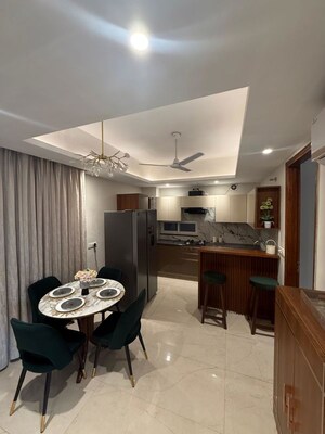 Team Area in 2 BHK Apartment at Laxman Chowk – for Sale