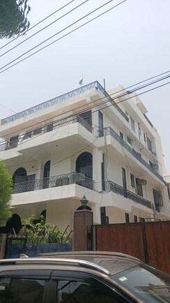 4 BHK Builder Floor For Rent in DLF Phase II