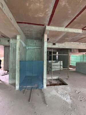  Showroom – Exterior View View at Goyal Nrupa Square, Borivali West - for Rent
