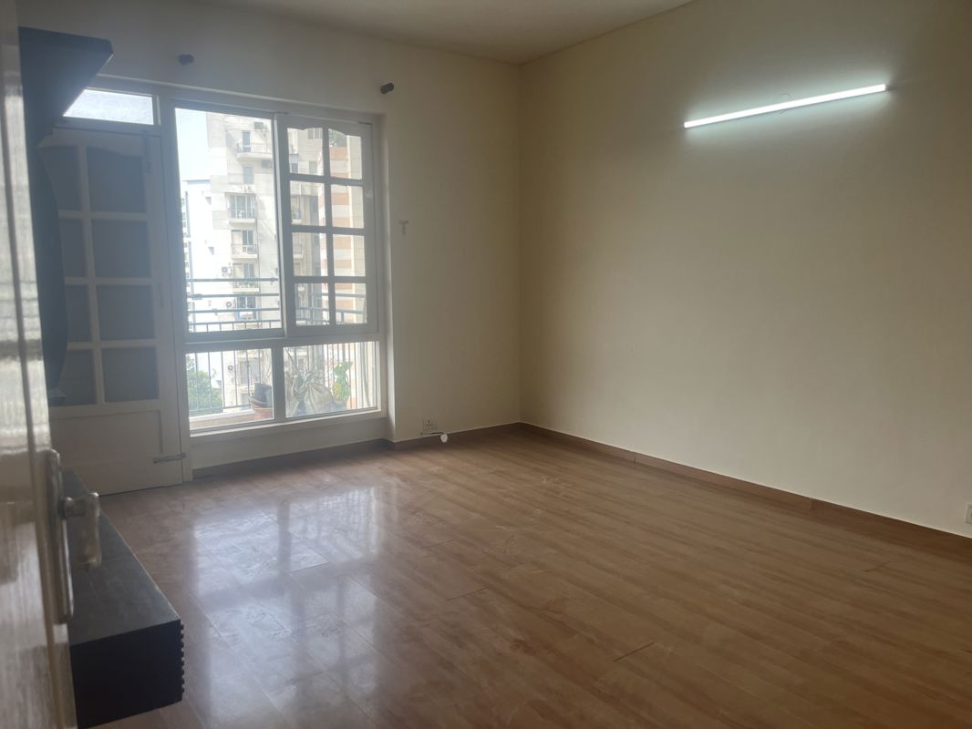 3 BHK + Servant Room 1859 Sq.Ft. Apartment in Bestech Park View City 2