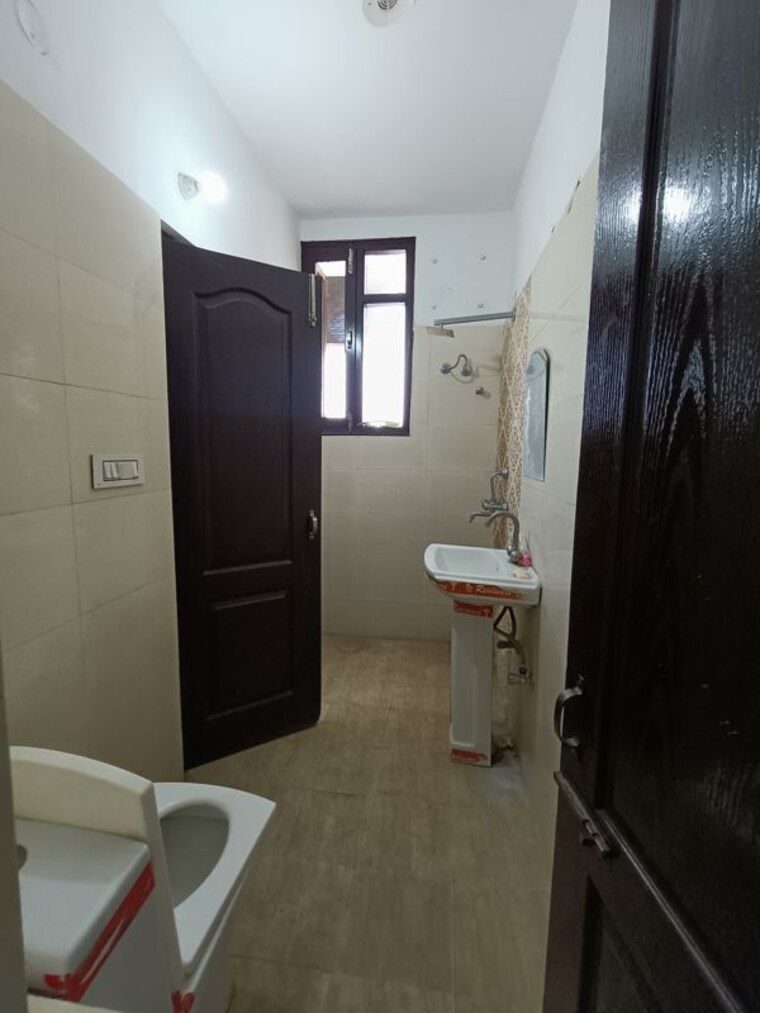 Bathroom, bcl-chinar-homes 3 Bedroom 2160 Sq.Ft. Apartment In Dhakoli Zirakpur 10395192