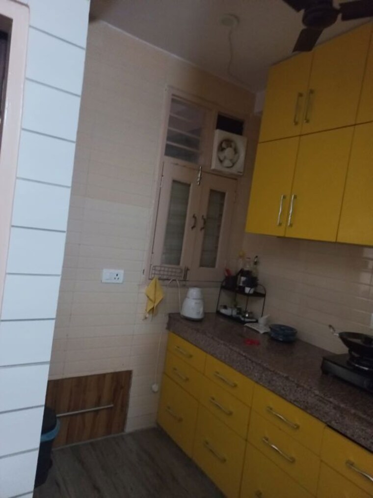 Bathroom, ansal-plaza-sector-23 2 Bedroom 1300 Sq.Ft. Builder Floor In Sector 23 Gurgaon 10395226