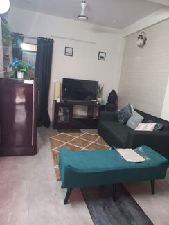 2 BHK + Store Room Builder Floor For Rent in Ansal Plaza Sector-23