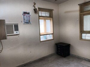 Room in 2 BHK Apartment at Navin Nagar – for Rent