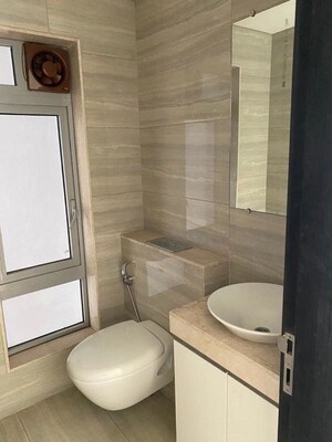 Bathroom in 4 BHK Apartment at Oberoi Realty Esquire, Goregaon East – for Sale