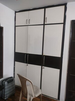 Furnished Amenities in 3.5 BHK Apartment at Gardenia Gateway, Sector 75 – for Rent