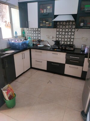 Kitchen in 3.5 BHK Apartment at Gardenia Gateway, Sector 75 – for Rent