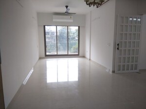 Room in 2 BHK Apartment at Kanakia Levels, Malad East – for Rent