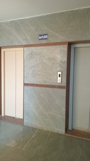 Room in 2 BHK Apartment at Sona Palace, Richmond Town – for Sale